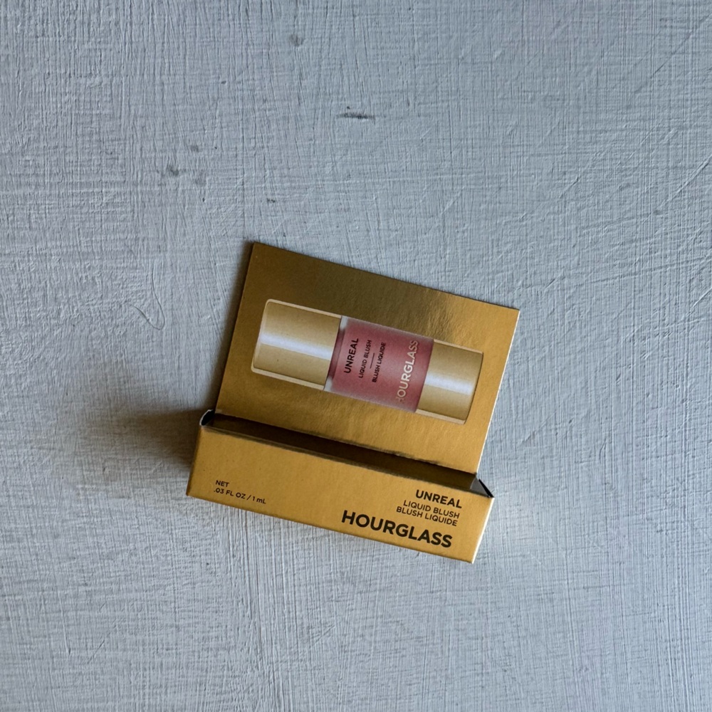 NWT Hourglass Unreal Liquid Blush - Deluxe Scene (Soft Warm Pink)